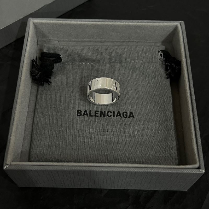 Ba1en*iaga rings